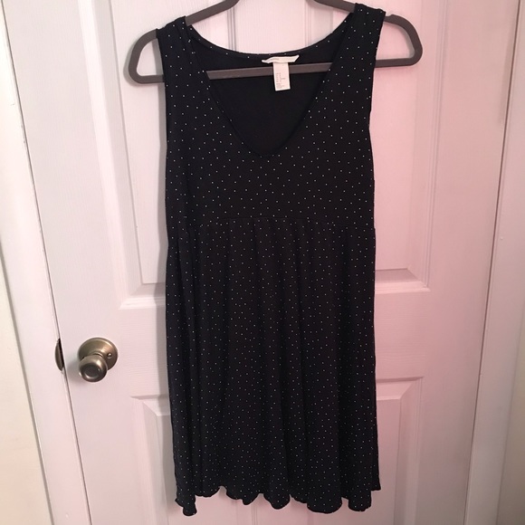 H&M Dresses & Skirts - H&M Mama Maternity Polka Dot Dress